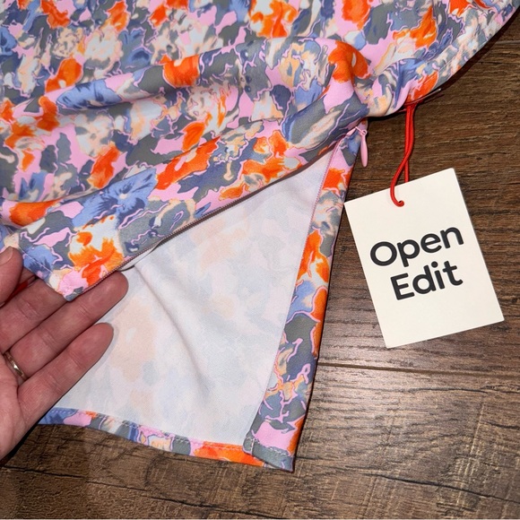 NEW Open Edit Asymmetrical Off-Shoulder Blouse in Pink Sky Floral - Picture 12 of 16